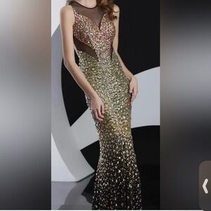 Elegant Prom Gown. Black with Gold/green/red crystals with a train. Size 00